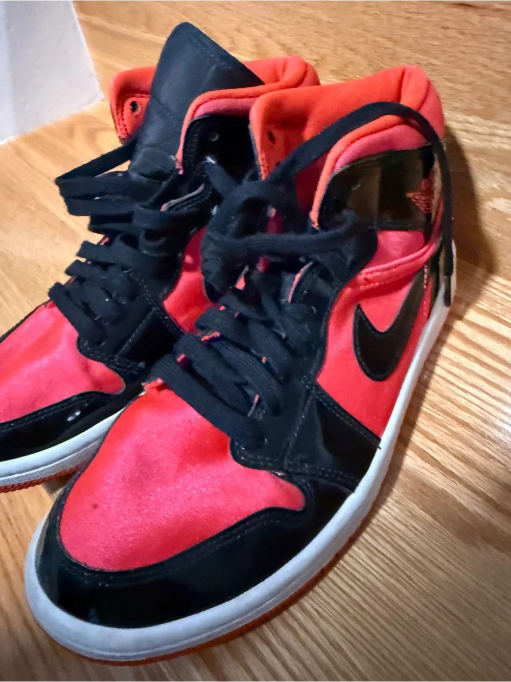 Jordan Kids High-Top Sneakers in Red and Black
